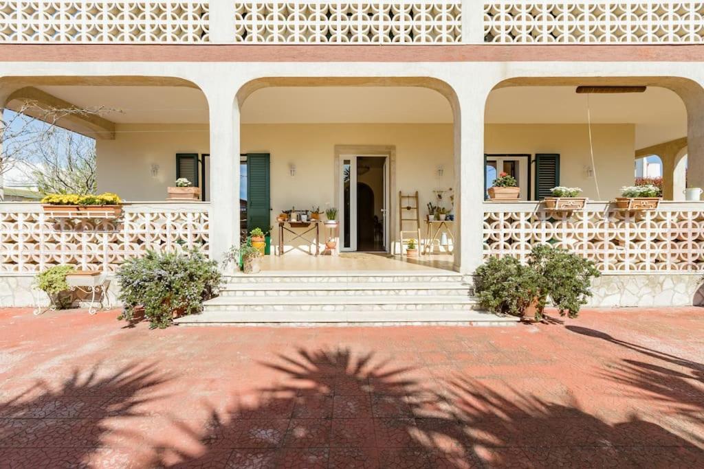 Villa La Serenata Di Pietro Tarento Exterior foto